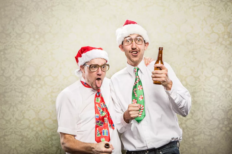 Auf der Weihnachtsfeier blamieren